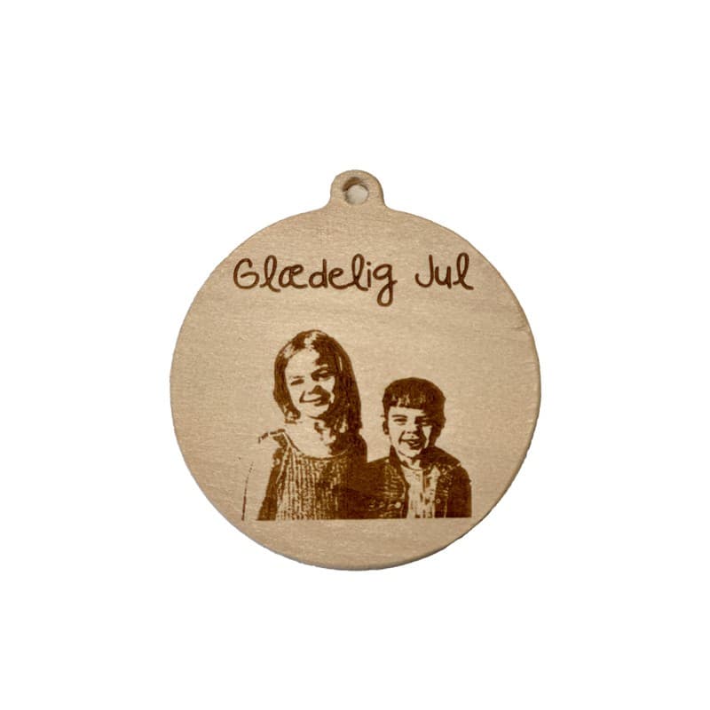 Træ julekugle med billede og tekst